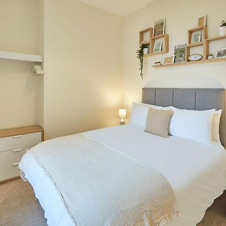 Host & Stay - South Cliff Apartment Scarborough Kültér fotó