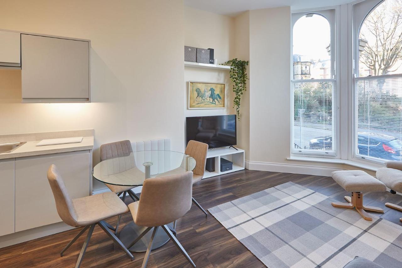 Host & Stay - South Cliff Apartment Scarborough Kültér fotó