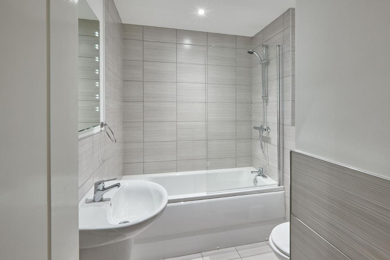 Host & Stay - South Cliff Apartment Scarborough Kültér fotó