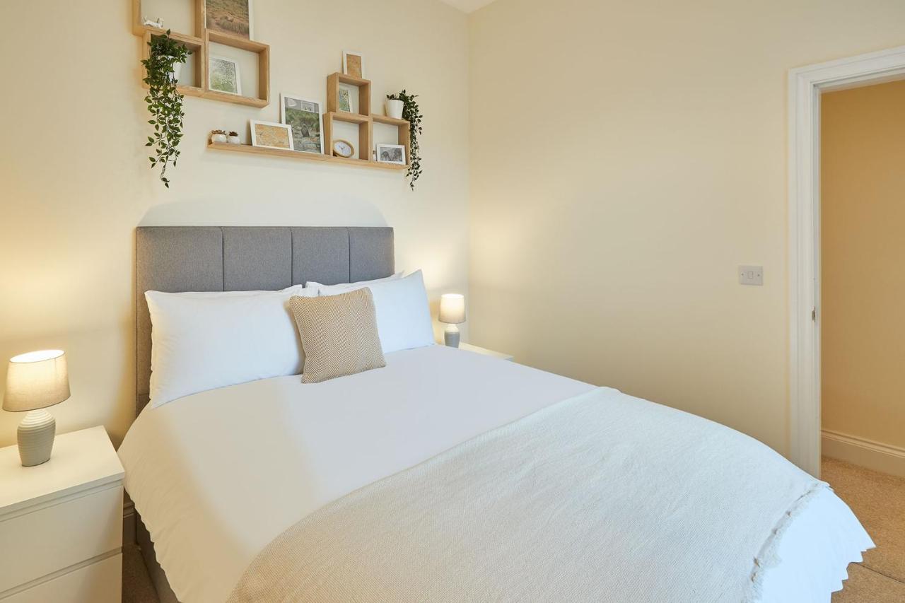 Host & Stay - South Cliff Apartment Scarborough Kültér fotó
